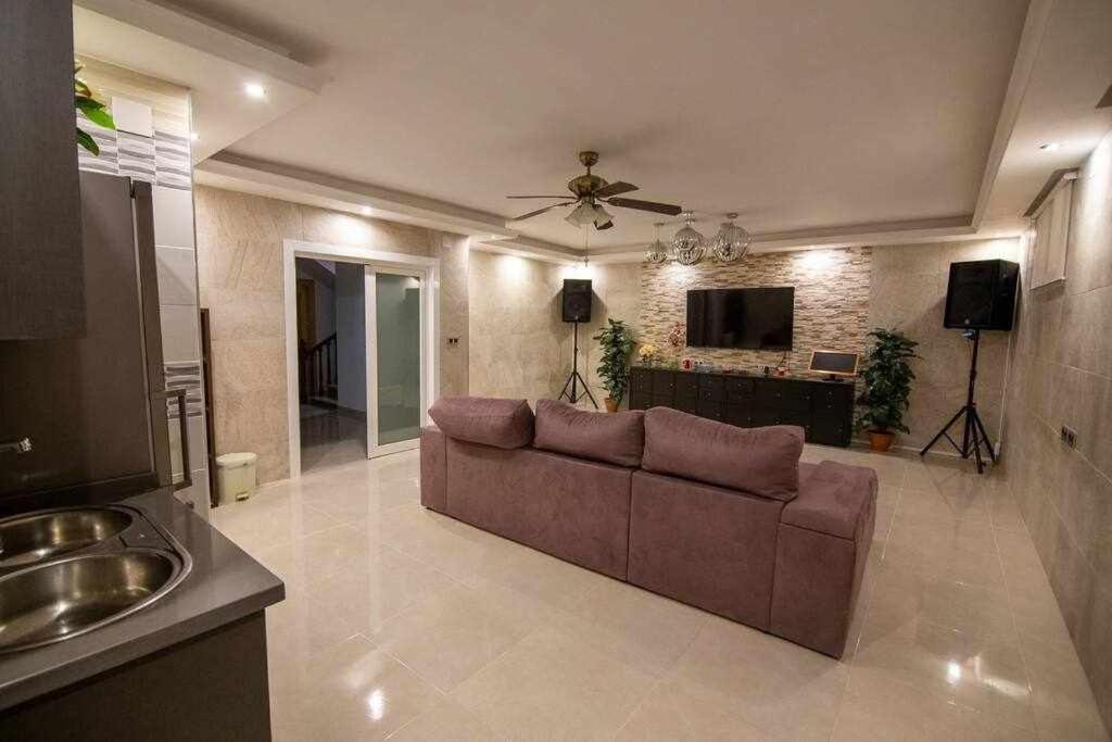 Lujosa Villa En Alhaurin De La Torre 7 Dormitorios Extérieur photo
