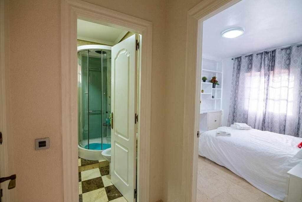 Lujosa Villa En Alhaurin De La Torre 7 Dormitorios Extérieur photo